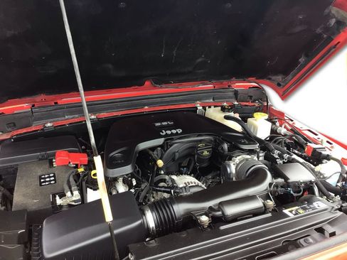 Used 2020 Jeep Gladiator Rubicon AWD/4WD image 11
