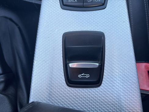 Used 2018 BMW 430i Convertible image 32