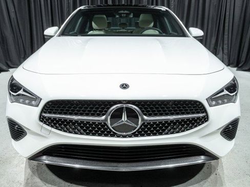 New 2025 Mercedes-Benz CLA 250 image 2