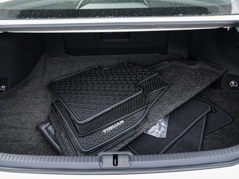 Used 2023 Lexus ES 350 F Sport w/ Accessory Package (Z2) FWD image 14