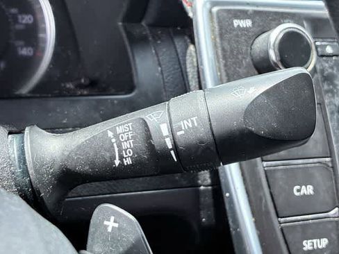 Used 2017 Toyota Camry SE FWD image 26