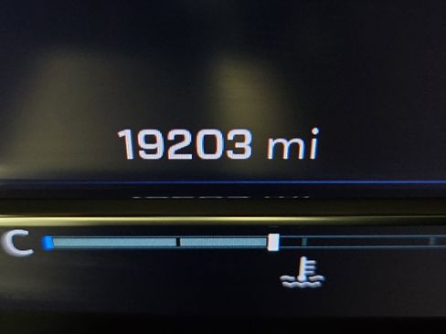 Used 2024 Chevrolet Tahoe High Country image 19