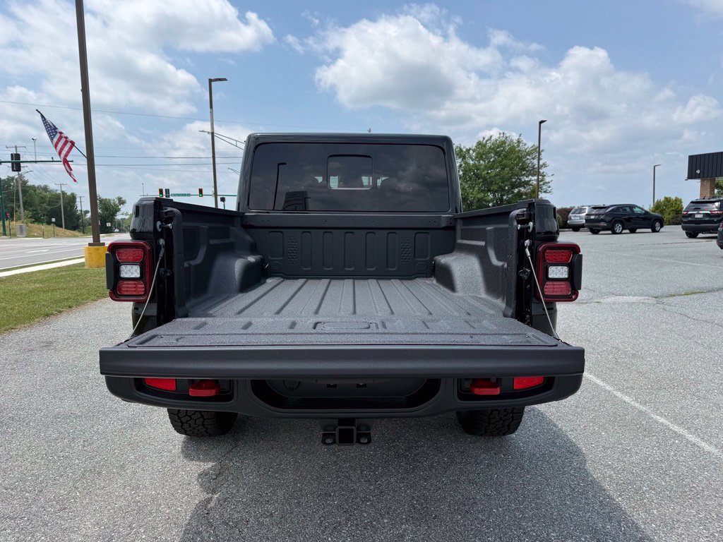 New 2026 Jeep Gladiator Mojave AWD/4WD image 9