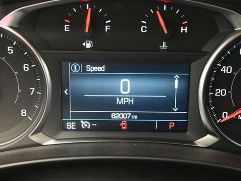 Used 2024 GMC Terrain SLE AWD/4WD image 32