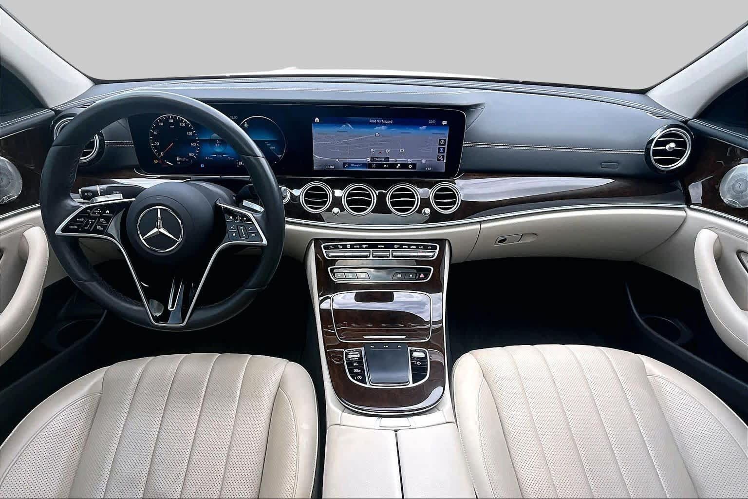 Used 2021 Mercedes-Benz E 350 Sedan image 16