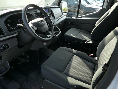 Used 2025 Ford Transit 250 Low Roof w/ Exterior Upgrade Package RWD image 13