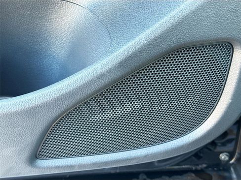 New 2025 Mitsubishi Eclipse Cross LE image 18