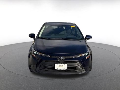 Used 2025 Toyota Corolla LE image 4