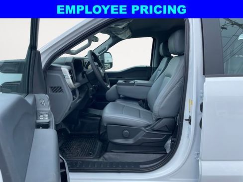 New 2026 Ford F250 XL AWD/4WD image 9