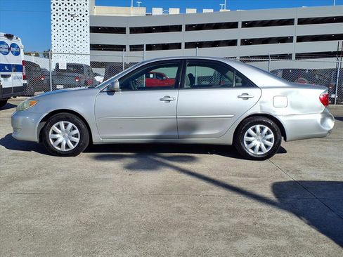 Used 2005 Toyota Camry image 23