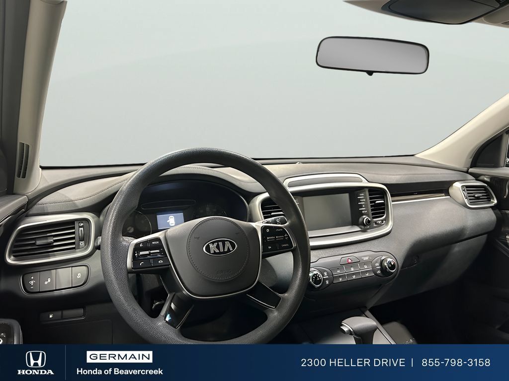Used 2019 Kia Sorento FWD image 10