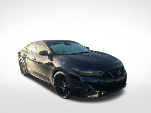 Used 2023 Nissan Maxima SV w/ Floor Mat Group FWD image 2