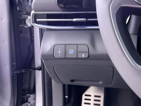 New 2025 Hyundai Elantra SEL image 27