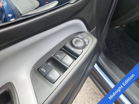 Used 2024 Chevrolet Equinox LS w/ LS Convenience Package FWD image 12