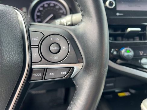 Used 2023 Toyota Camry XLE image 23