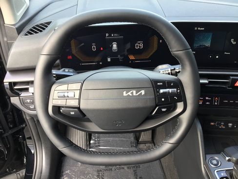 New 2026 Kia Sportage EX image 12