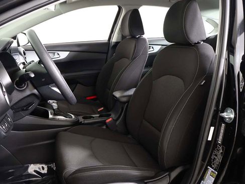 Used 2023 Kia Forte LXS w/ LXS Technology Package image 27
