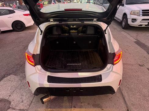 Used 2020 Toyota Corolla XSE image 7