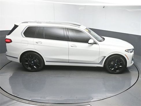 Used 2021 BMW X7 xDrive40i image 50