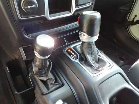 Used 2023 Jeep Wrangler Unlimited Sport AWD/4WD image 18