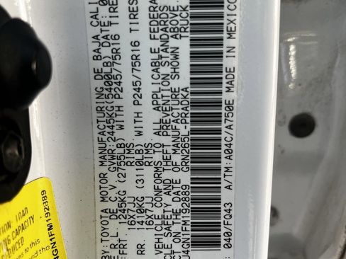 Used 2015 Toyota Tacoma PreRunner w/ SR5 Package image 42