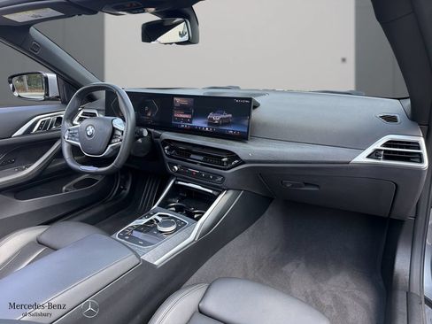 Used 2025 BMW 430i Convertible RWD image 9