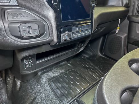 New 2026 RAM 5500 Tradesman AWD/4WD image 30