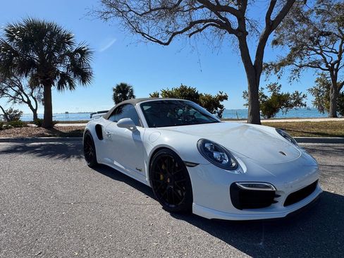 Used 2015 Porsche 911 Turbo S AWD/4WD image 14