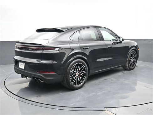 Certified 2026 Porsche Cayenne S image 23