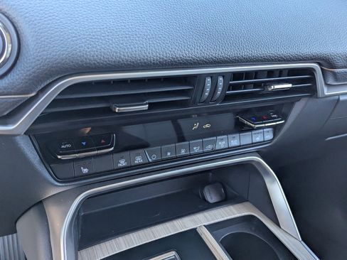 Certified 2025 MAZDA CX-90 3.3 Turbo w/ Preferred Package image 21