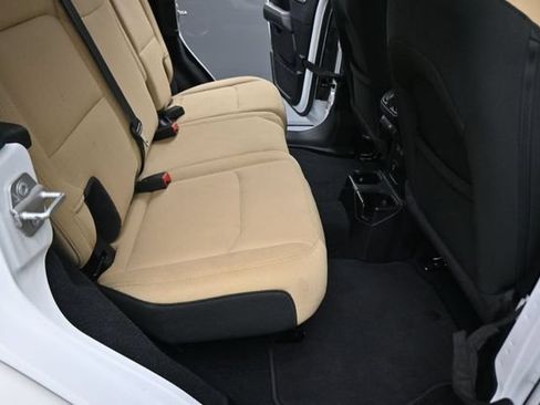 Used 2021 Jeep Wrangler Unlimited Sahara AWD/4WD image 25