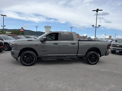 Used 2025 RAM 2500 Big Horn AWD/4WD image 10