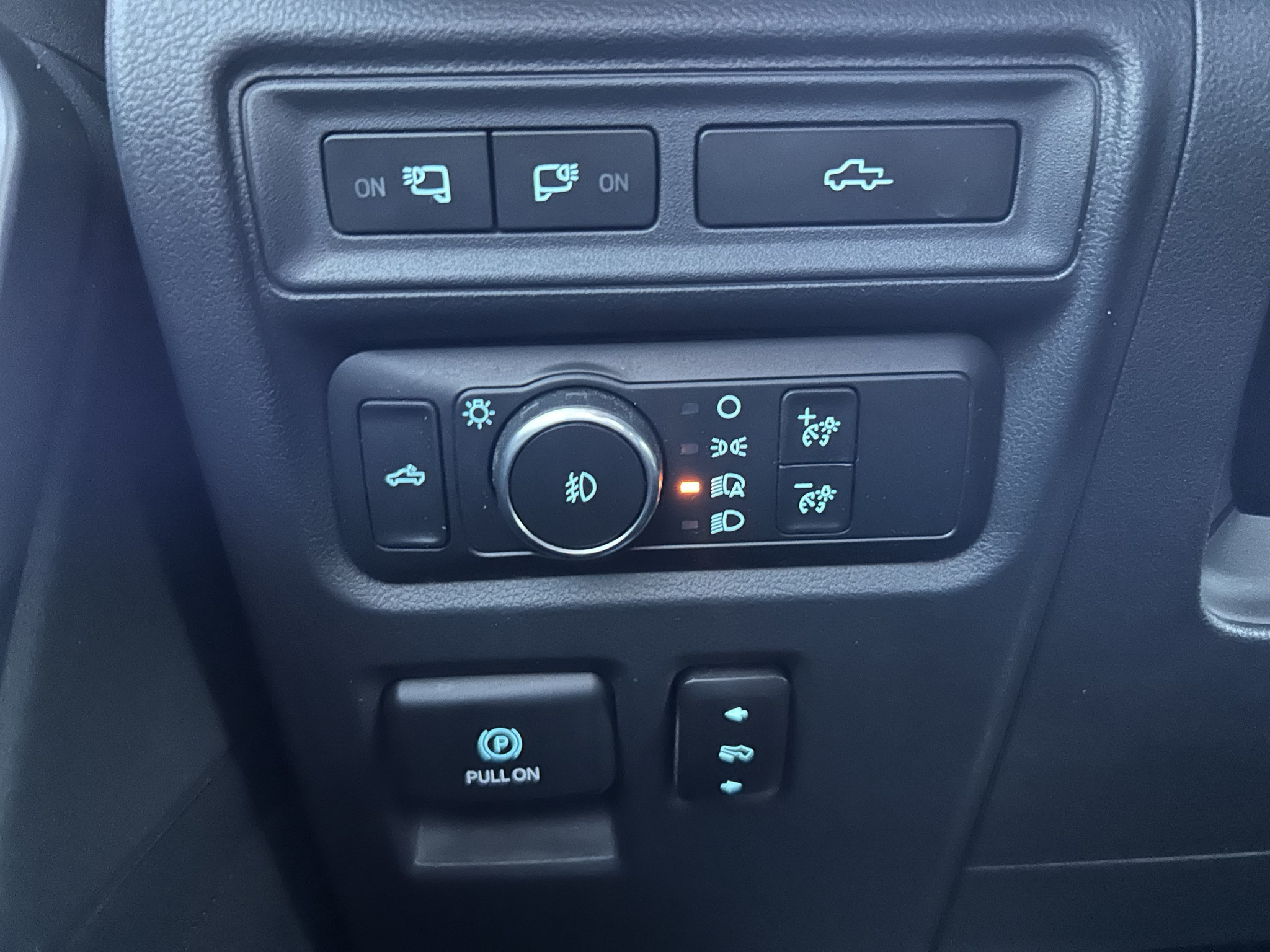 Used 2021 Ford F150 Lariat AWD/4WD image 23