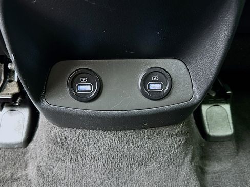 Used 2023 Hyundai Santa Fe SEL image 16