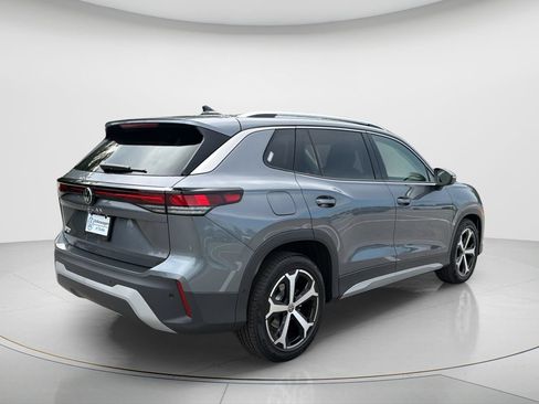 New 2026 Volkswagen Tiguan SE FWD image 5