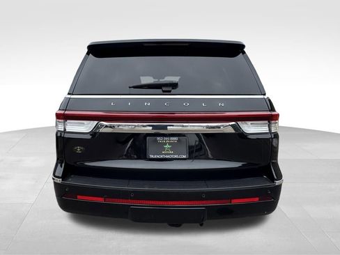 Used 2024 Lincoln Navigator Reserve w/ Equipment Group 201A image 8