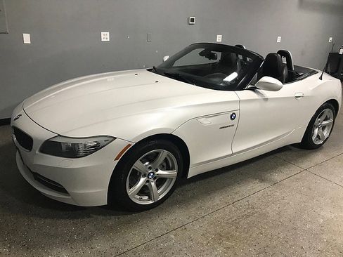 Used 2012 BMW Z4 sDrive28i image 15