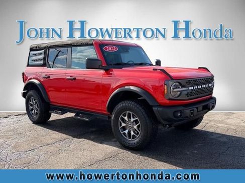 Used 2023 Ford Bronco Badlands image 1