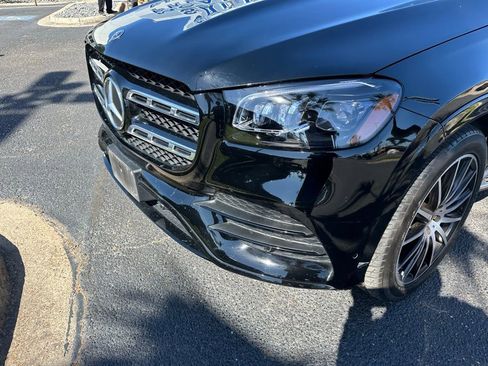 Used 2023 Mercedes-Benz GLS 450 4MATIC image 10