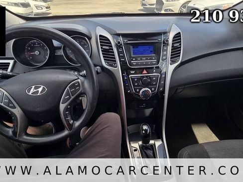 Used 2016 Hyundai Elantra GT FWD image 35