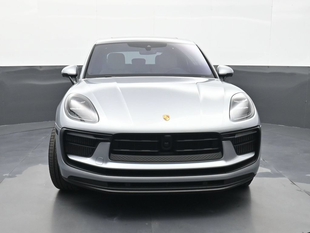 Certified 2023 Porsche Macan S AWD/4WD image 25