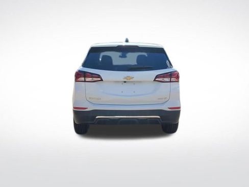 Used 2024 Chevrolet Equinox LT image 4