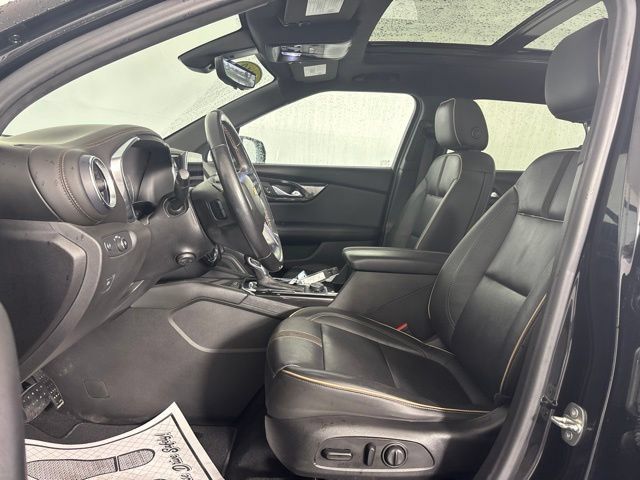 Used 2019 Chevrolet Blazer Premier w/ Sun and Wheels Package AWD/4WD image 32