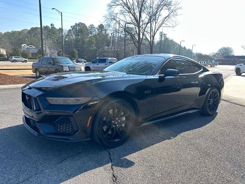 Used 2024 Ford Mustang GT Premium image 5