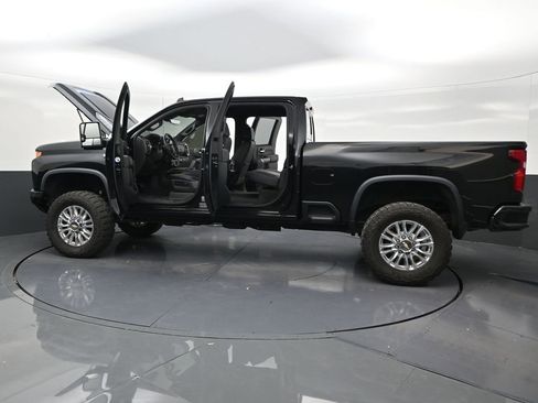 Used 2021 Chevrolet Silverado 2500 High Country w/ Z71 Off-Road Package AWD/4WD image 31