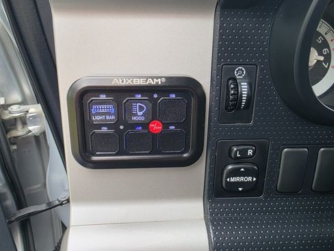 Used 2007 Toyota FJ Cruiser 4WD image 20