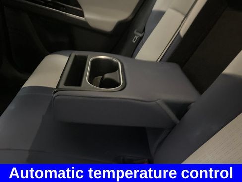 Certified 2023 Subaru Solterra AWD image 16
