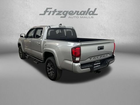 Used 2023 Toyota Tacoma SR5 RWD image 3