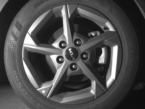 Used 2025 Kia K4 FWD image 13