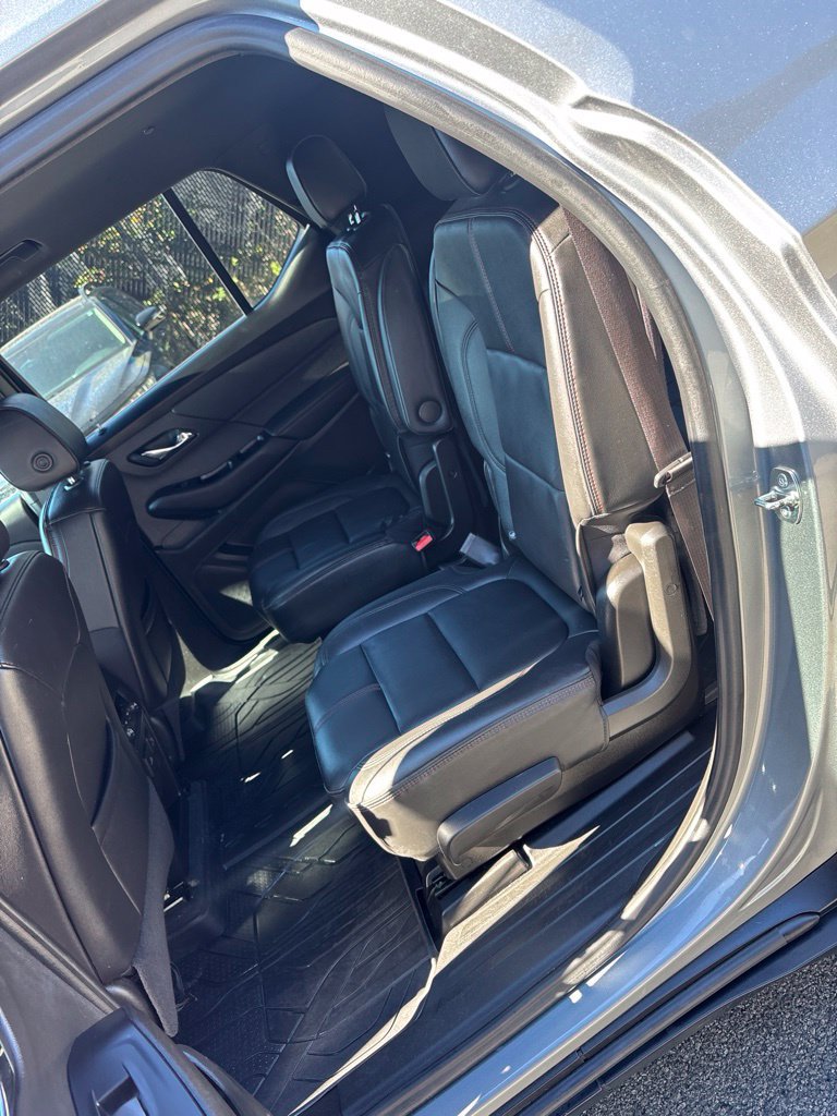Used 2023 Chevrolet Traverse RS w/ LPO, Floor Liner Package AWD/4WD image 21